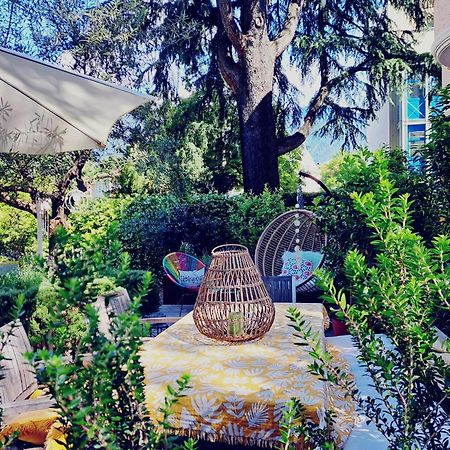 Apartment Wildflower In Privatvilla Im Herzen Merans 外观 照片