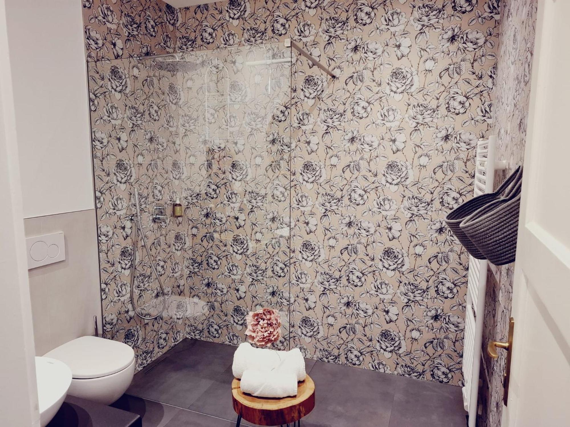 Apartment Wildflower In Privatvilla Im Herzen Merans 外观 照片